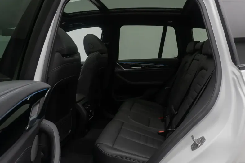 BMW iX3 din 2021 cu 60.280 km - oferta BMW172288 - foto 25