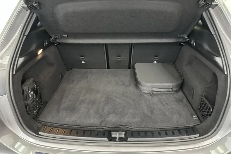 Mercedes-Benz EQA din 2023 cu 58.400 km - oferta MER172294 - foto 6