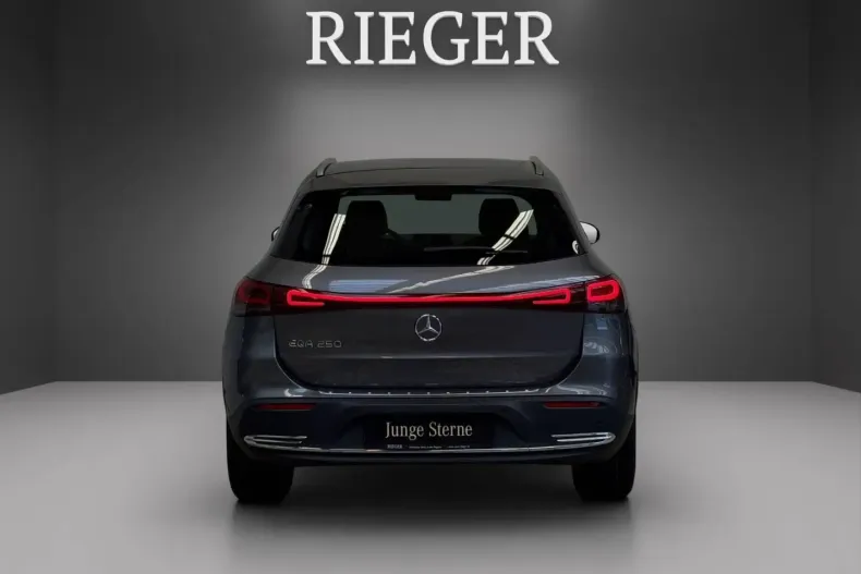 Mercedes-Benz EQA din 2023 cu 58.647 km - oferta MER172295 - foto 9