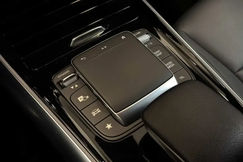 Mercedes-Benz EQA din 2023 cu 58.647 km - oferta MER172295 - foto 15