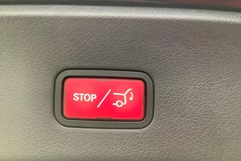 Mercedes-Benz GLC 300 din 2024 cu 31.639 km - oferta MER172296 - foto 17