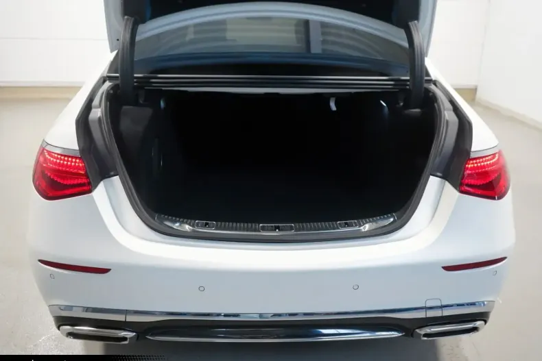 Mercedes-Benz S 580 din 2023 cu 40.049 km - oferta MER172299 - foto 7