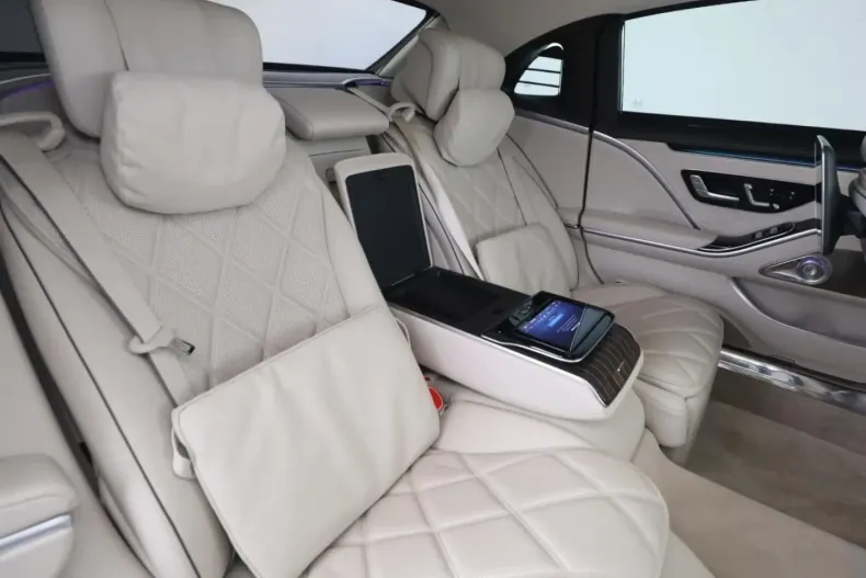 Mercedes-Benz S 580 din 2023 cu 12.800 km - oferta MER172300 - foto 15