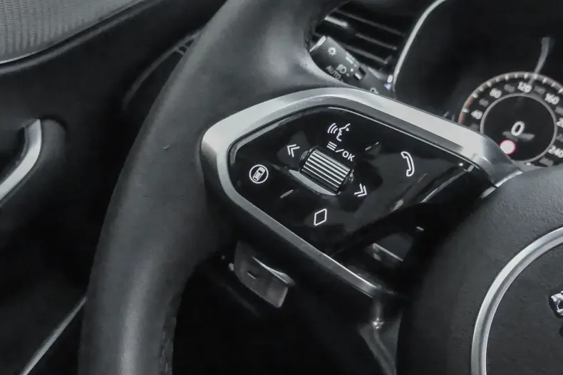 Jaguar F-Pace din 2024 cu 17.600 km - oferta JAG172306 - foto 20