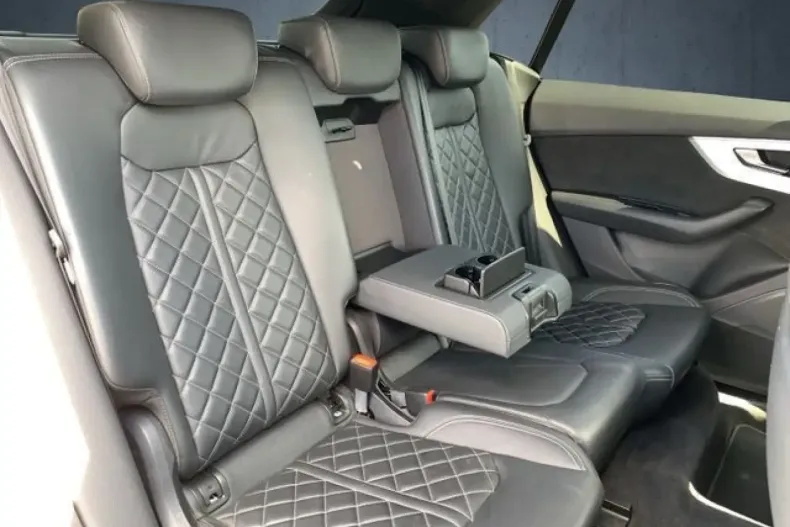 Audi SQ8 din 2021 cu 65.250 km - oferta AUD172309 - foto 17