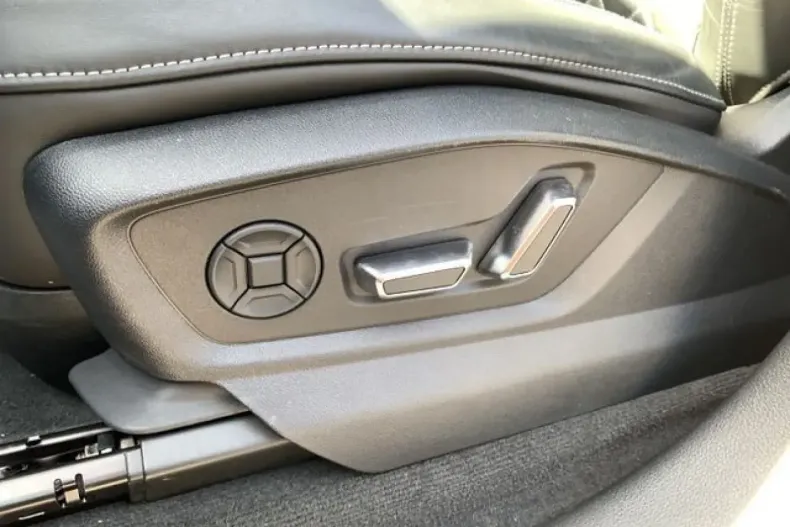 Audi SQ8 din 2021 cu 65.250 km - oferta AUD172309 - foto 21