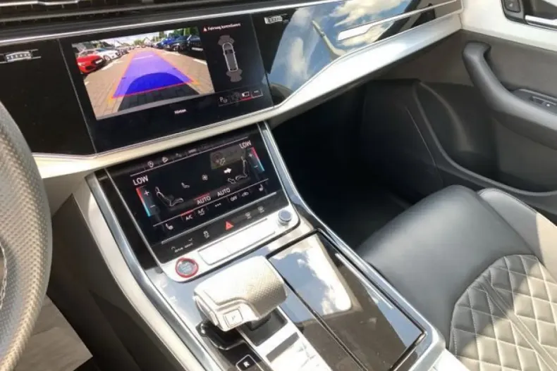 Audi SQ8 din 2021 cu 65.250 km - oferta AUD172309 - foto 24