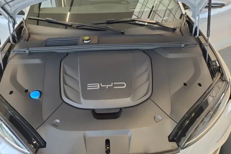 BYD SEAL din 2025 cu 24.990 km - oferta BYD172311 - foto 20
