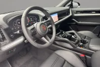 Porsche Cayenne din 2025 cu 11.490 km - oferta POR172317 - foto 8