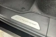 Porsche Cayenne din 2025 cu 11.490 km - oferta POR172317 - foto 23