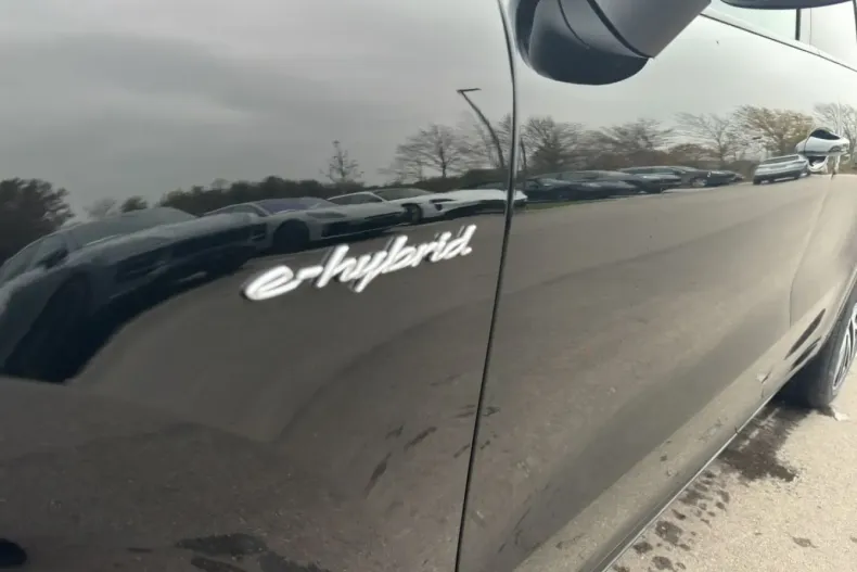 Porsche Cayenne din 2025 cu 11.490 km - oferta POR172317 - foto 25