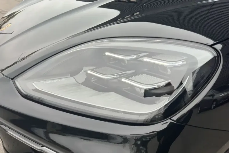 Porsche Cayenne din 2025 cu 11.490 km - oferta POR172317 - foto 26