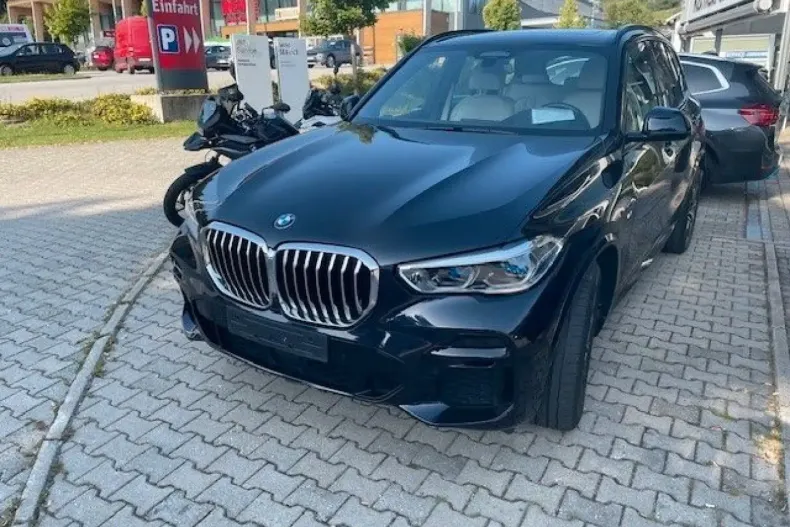BMW X5 din 2022 cu 87.100 km - oferta BMW172323 - foto 3