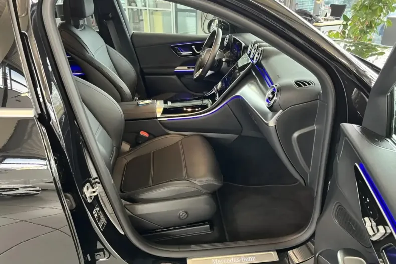 Mercedes-Benz GLC 220 din 2024 cu 20.941 km - oferta MER172331 - foto 13