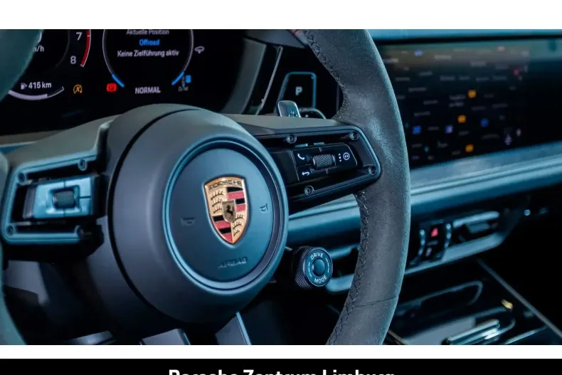 Porsche Cayenne din 2025 cu 7.900 km - oferta POR172332 - foto 24