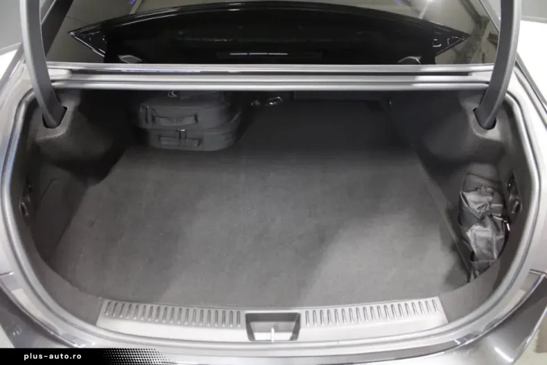 Mercedes-Benz E 53 AMG din 2025 cu 21.788 km - oferta MER172333 - foto 12