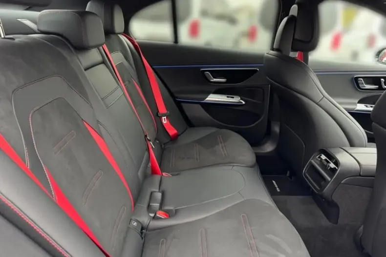 Mercedes-Benz E 53 AMG din 2025 cu 37.870 km - oferta MER172336 - foto 11