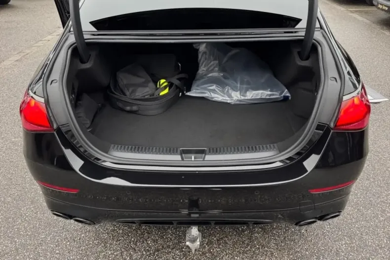 Mercedes-Benz E 53 AMG din 2025 cu 37.870 km - oferta MER172336 - foto 14