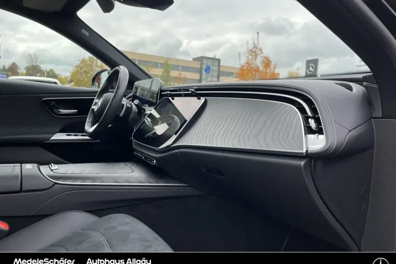 Mercedes-Benz E 300 din 2024 cu 60.607 km - oferta MER172343 - foto 15