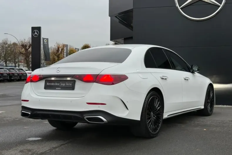 Mercedes-Benz E 200 din 2024 cu 15.336 km - oferta MER172346 - foto 5