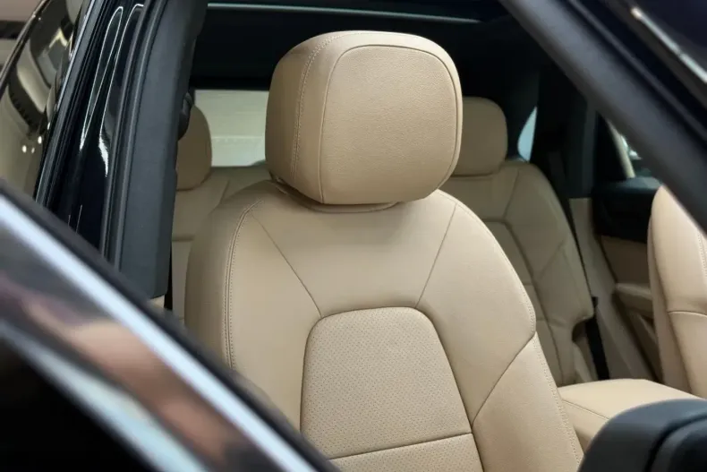 Porsche Cayenne din 2021 cu 31.000 km - oferta POR172348 - foto 24