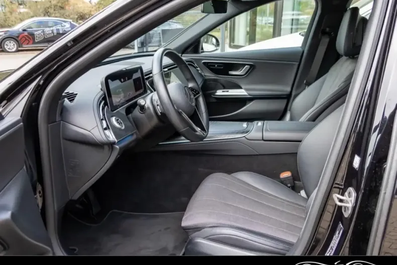 Mercedes-Benz E 220 din 2024 cu 16.100 km - oferta MER172349 - foto 12