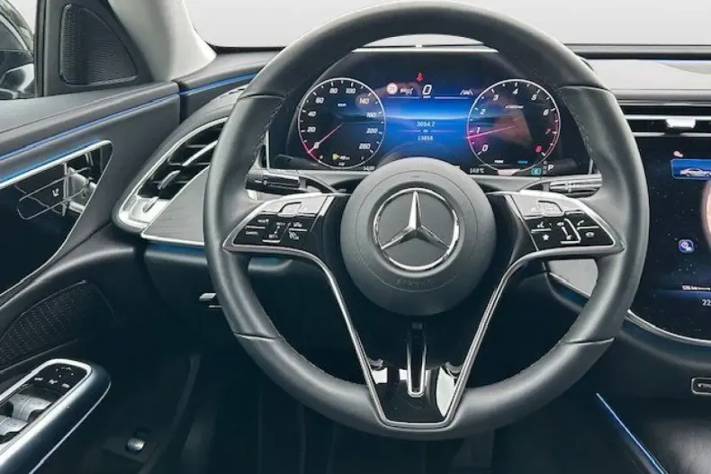 Mercedes-Benz E 200 din 2024 cu 13.054 km - oferta MER172350 - foto 14