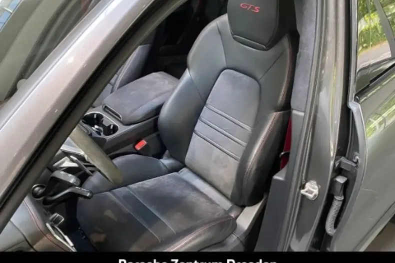 Porsche Cayenne din 2021 cu 97.138 km - oferta POR172357 - foto 18