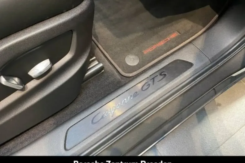 Porsche Cayenne din 2021 cu 97.138 km - oferta POR172357 - foto 29