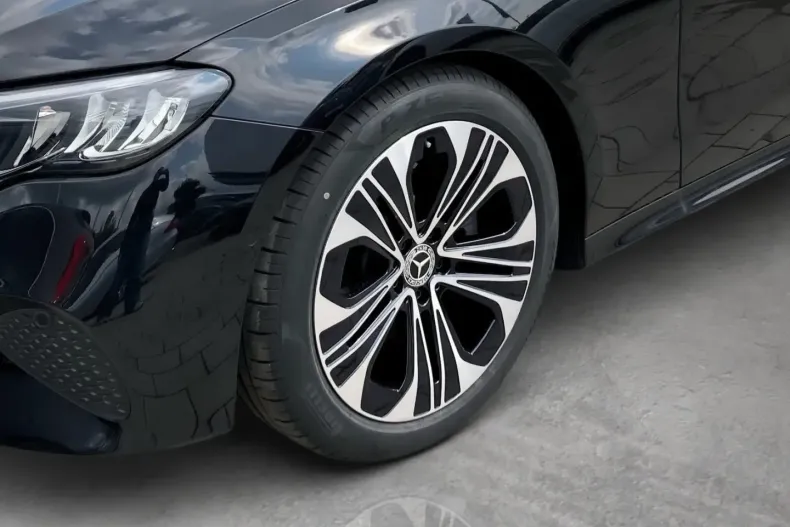 Mercedes-Benz E 200 din 2024 cu 19.179 km - oferta MER172358 - foto 6