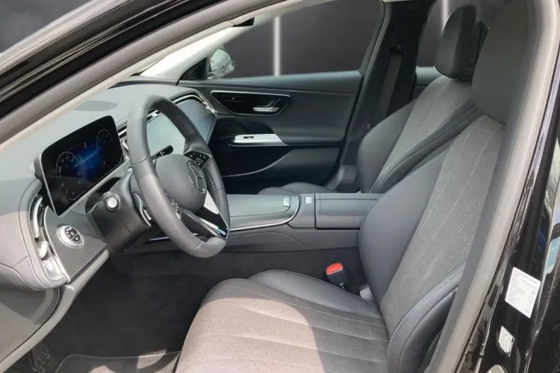 Mercedes-Benz E 200 din 2024 cu 19.179 km - oferta MER172358 - foto 7