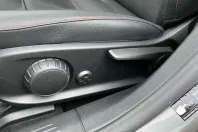 Mercedes-Benz CLA 200 din 2024 cu 5.266 km - oferta MER172361 - foto 8