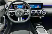 Mercedes-Benz CLA 200 din 2024 cu 5.266 km - oferta MER172361 - foto 10