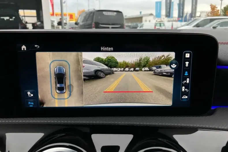 Mercedes-Benz CLA 200 din 2024 cu 5.266 km - oferta MER172361 - foto 14