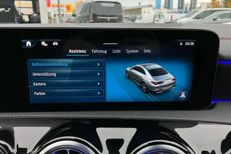 Mercedes-Benz CLA 200 din 2024 cu 5.266 km - oferta MER172361 - foto 21