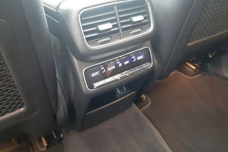 Mercedes-Benz GLE 400 din 2023 cu 34.500 km - oferta MER172364 - foto 18