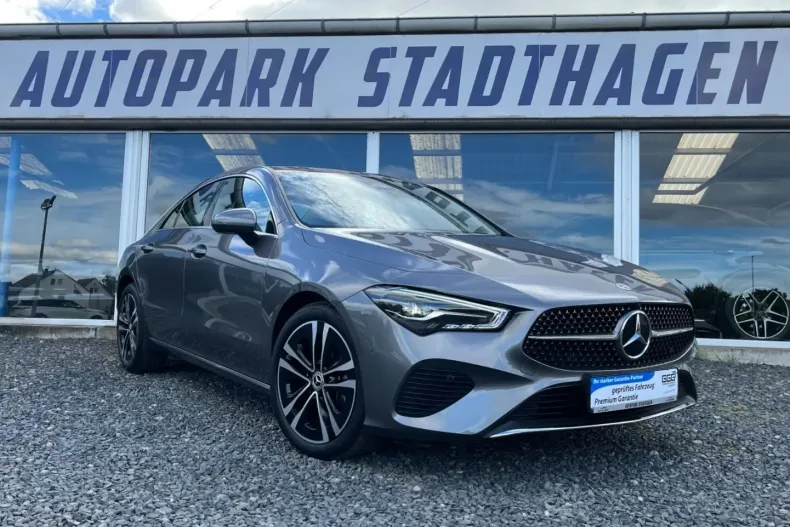 Mercedes-Benz CLA 180 din 2024 cu 17.500 km - oferta MER172366 - foto 1
