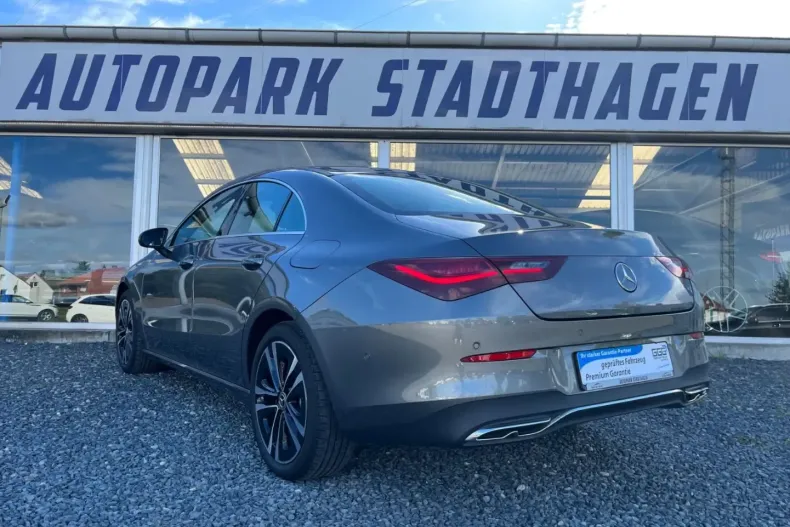 Mercedes-Benz CLA 180 din 2024 cu 17.500 km - oferta MER172366 - foto 6