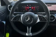 Mercedes-Benz CLA 180 din 2024 cu 17.500 km - oferta MER172366 - foto 13