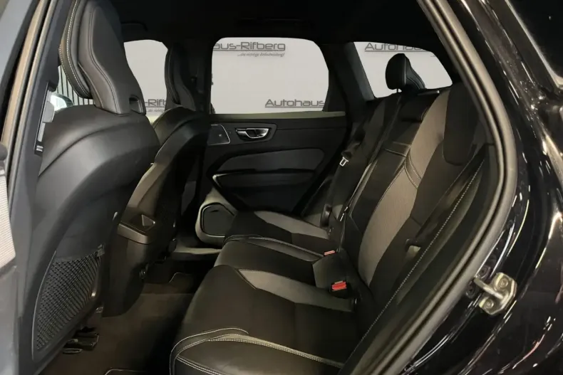 Volvo XC60 din 2021 cu 72.500 km - oferta VOL172367 - foto 10