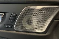 Volvo XC60 din 2021 cu 72.500 km - oferta VOL172367 - foto 17