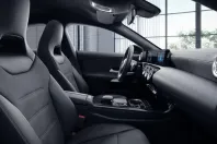 Mercedes-Benz CLA 250 din 2022 cu 29.687 km - oferta MER172370 - foto 7