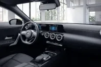 Mercedes-Benz CLA 250 din 2022 cu 29.687 km - oferta MER172370 - foto 8