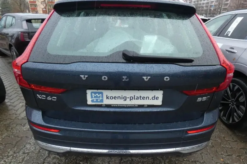 Volvo XC60 din 2021 cu 74.800 km - oferta VOL172371 - foto 9