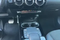 Mercedes-Benz CLA 200 din 2023 cu 49.999 km - oferta MER172372 - foto 13