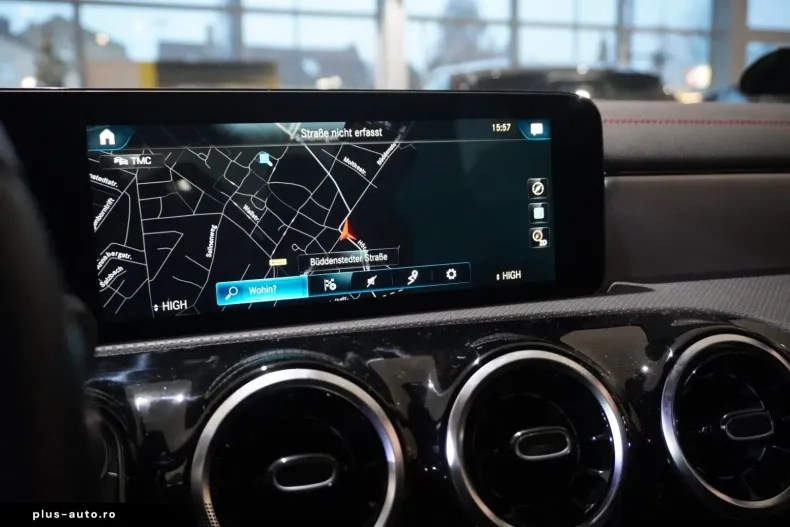 Mercedes-Benz CLA 200 din 2023 cu 55.250 km - oferta MER172374 - foto 26