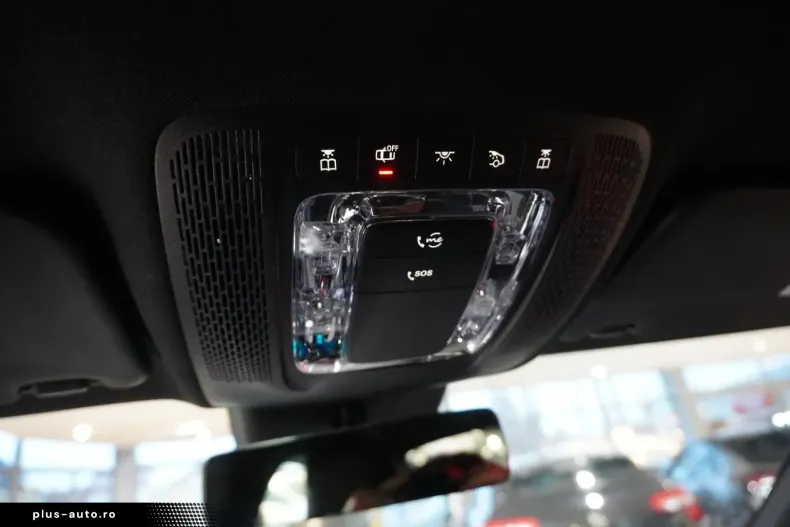 Mercedes-Benz CLA 200 din 2023 cu 55.250 km - oferta MER172374 - foto 35