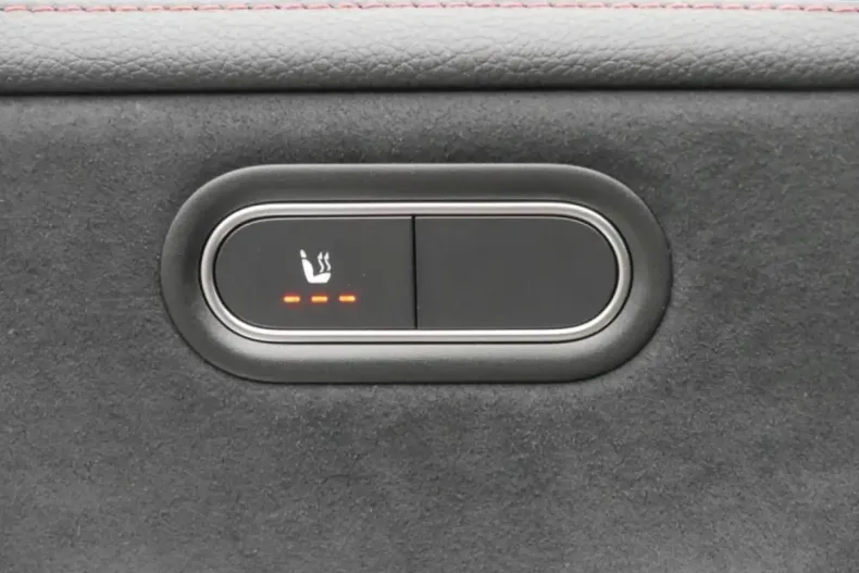 Mercedes-Benz CLA 250 din 2022 cu 50.559 km - oferta MER172375 - foto 12