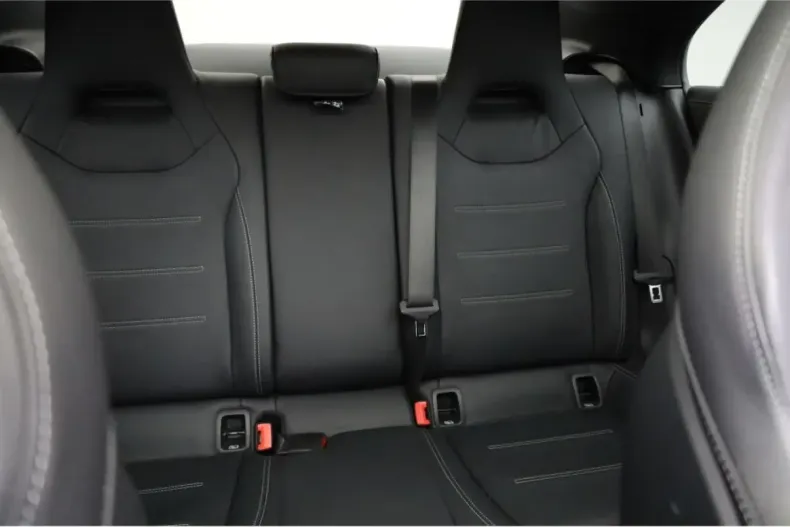 Mercedes-Benz CLA 45 AMG din 2022 cu 29.000 km - oferta MER172376 - foto 16