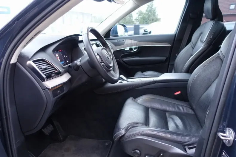 Volvo XC90 din 2023 cu 39.459 km - oferta VOL172379 - foto 9